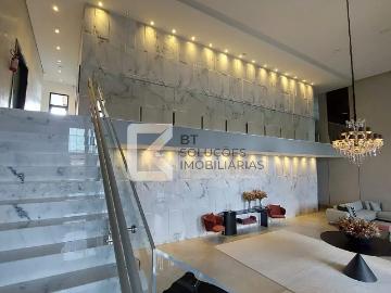 Apartamento para Venda/Aluguel com 3 quartos, 155 m² por R$ 2.025.000