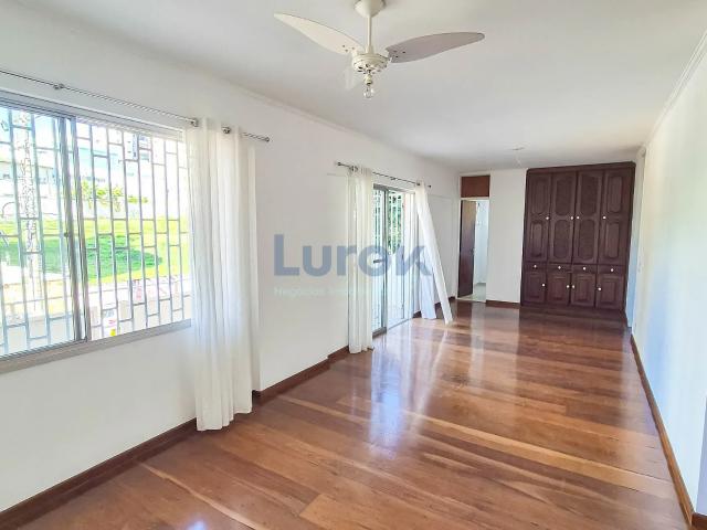 Apartamento para Venda/Aluguel com 3 quartos, 126 m² por R$ 795.000