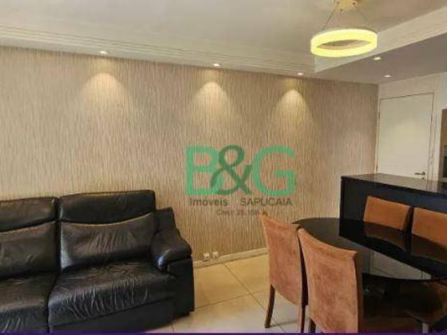 Apartamento para Venda/Aluguel com 3 quartos, 61 m² por R$ 742.000