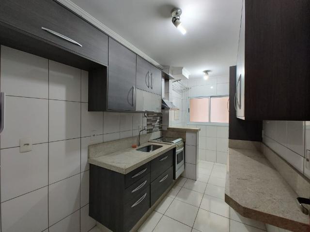 Apartamento para Venda/Aluguel com 3 quartos, 76 m² por R$ 595.000