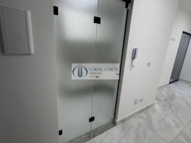 Apartamento para Venda/Aluguel com 1 quartos, 32 m² por R$ 310.000