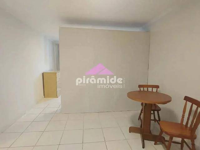 Apartamento para Venda/Aluguel com 1 quartos, 52 m² por R$ 240.000