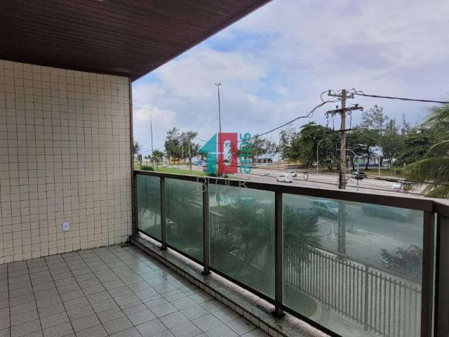 Apartamento para venda/aluguel com 2 quartos em Recreio dos Bandeirantes com 83m²