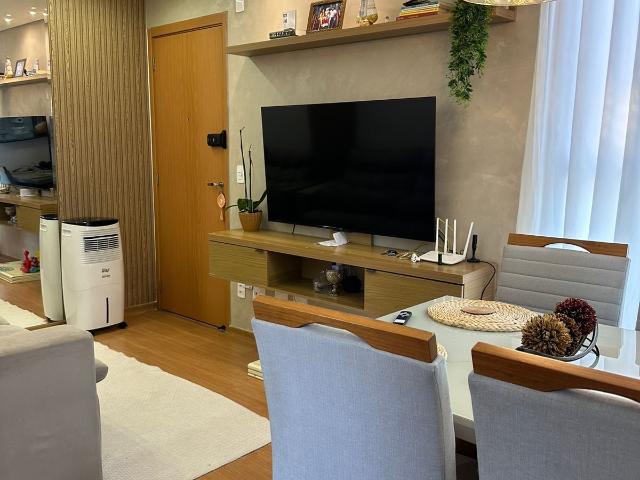 Apartamento para Venda/Aluguel com 2 quartos, 47 m² por R$ 270.000