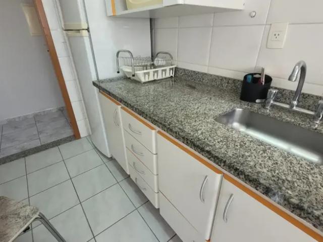 Apartamento para vender com 66m², 2 dormitórios, sendo 1 suíte, 2 vagas, padrão Hernandez. Rua Ferna
