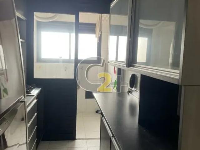 Apartamento para vender na Vila Romana com 3 quartos, 1 suíte, 2 vagas