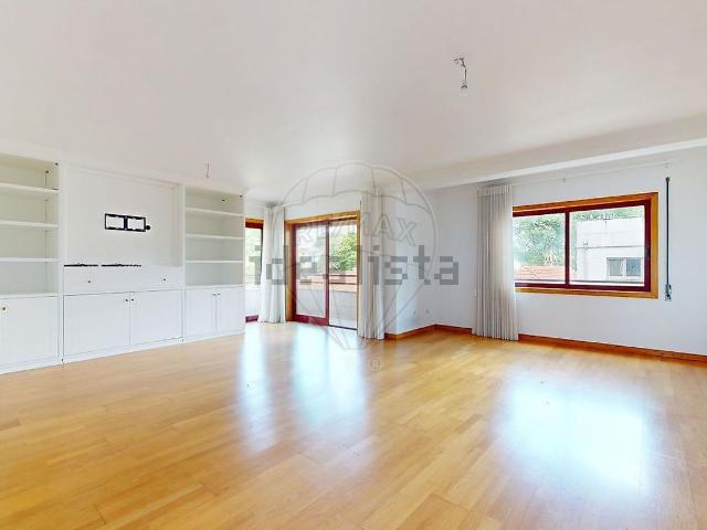 Apartamento, Paranhos
