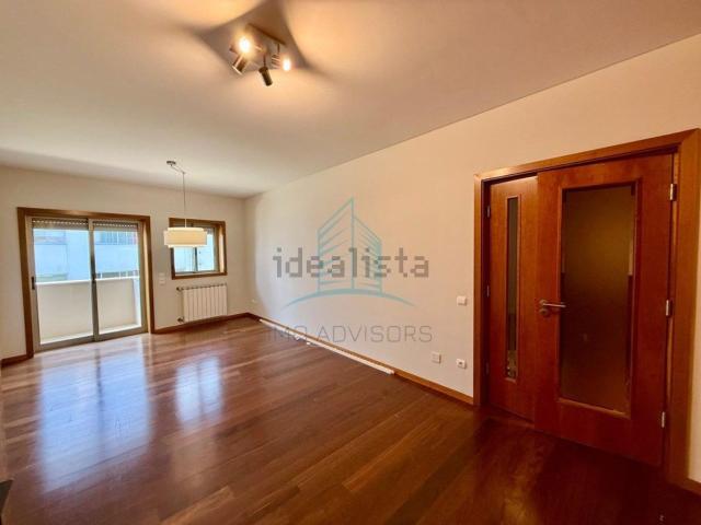 Apartamento, Paranhos