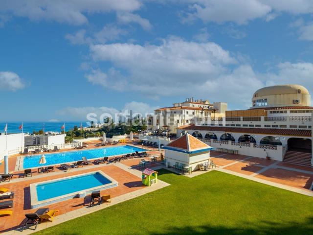 Apartamento, Páteo, Albufeira e Olhos de Água