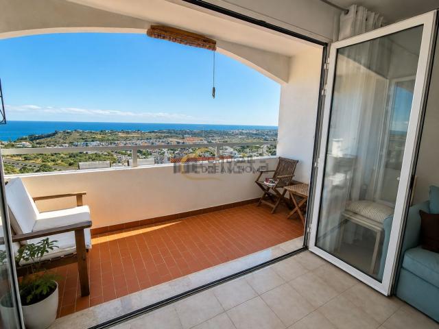 Apartamento, Páteo, Albufeira e Olhos de Água