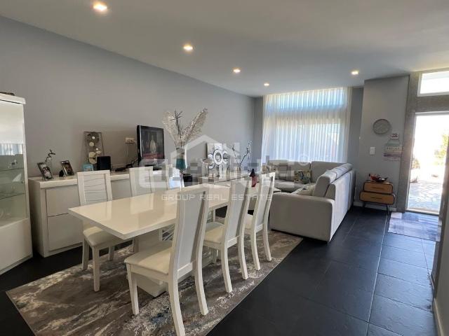 Apartamento, Pedroso