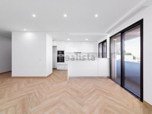 Apartamento, Pedroso
