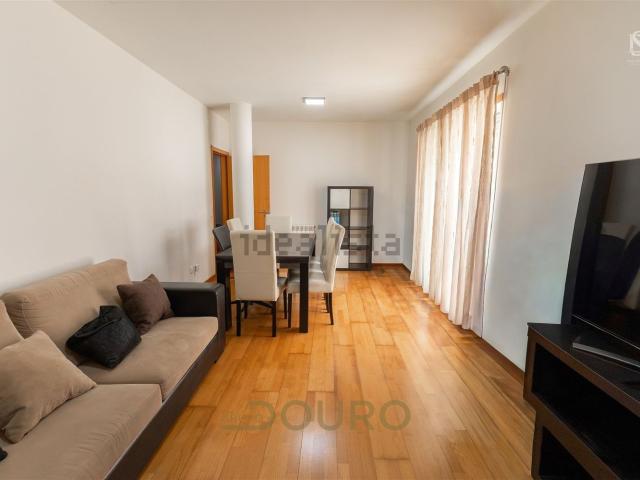 Apartamento, Pedroso