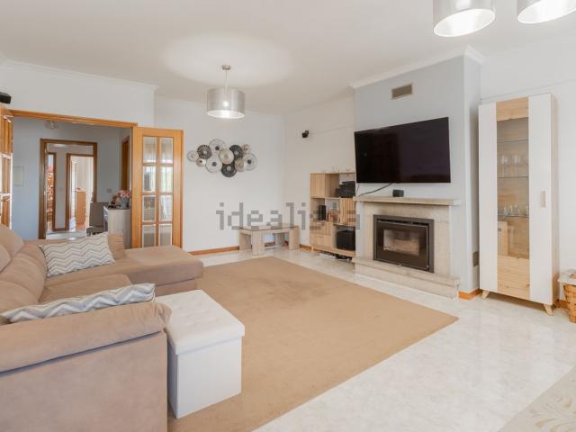 Apartamento, Pedroso