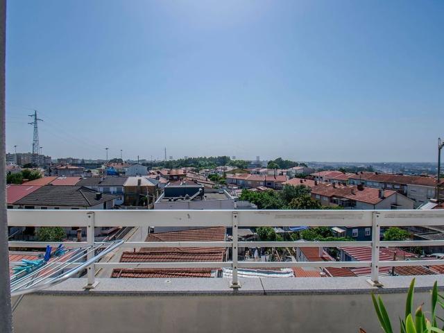 Apartamento, Pedrouços