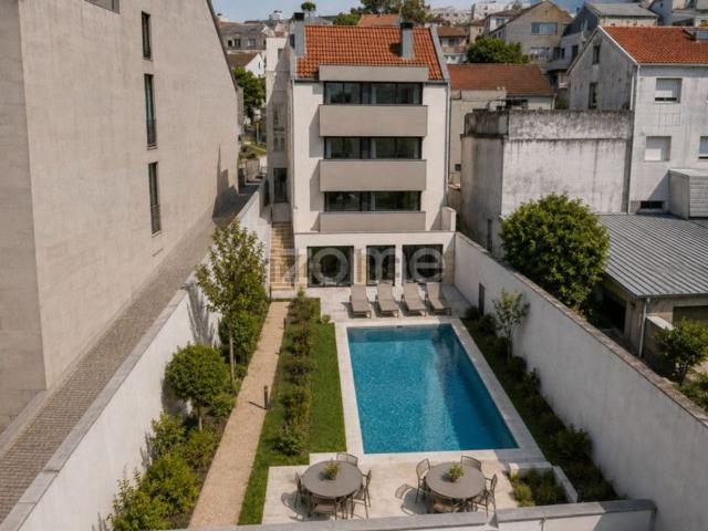 Apartamento, Pedrouços
