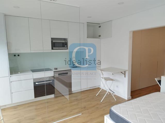 Apartamento, Pedrouços