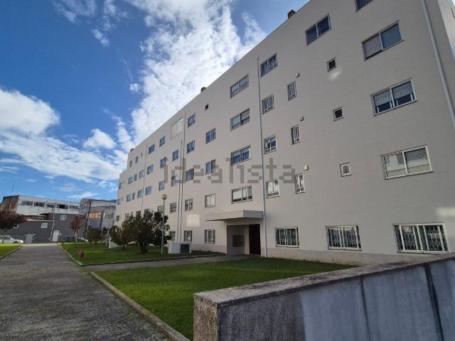 Apartamento, Pedrouços