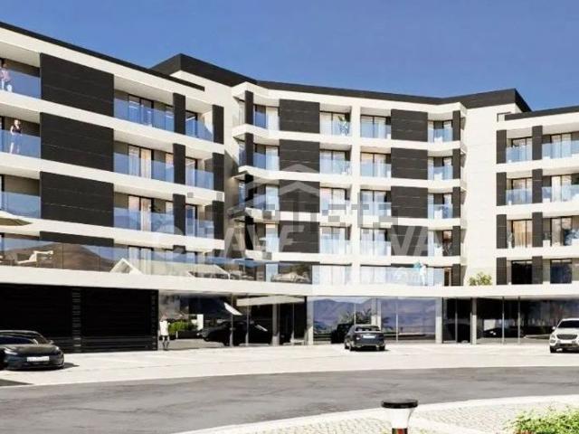 Apartamento, Pedrouços