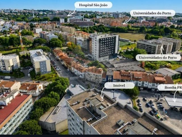 Apartamento, Pedrouços