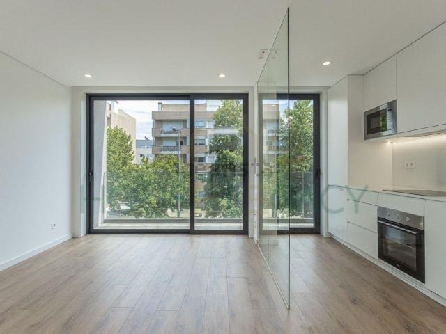 Apartamento, Pedrouços