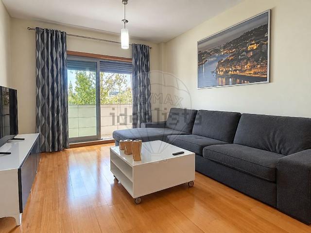 Apartamento, Pedrouços