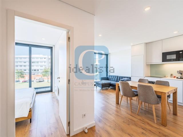Apartamento, Pedrouços