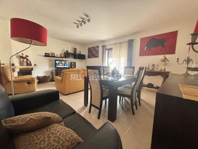 Apartamento, Pego