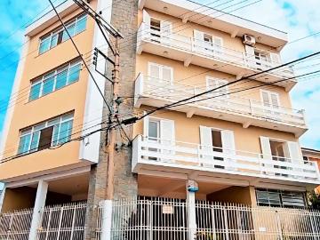 Apartamento perto de tudo, espaçoso e mobiliado parcialmente em Guaratinguetá