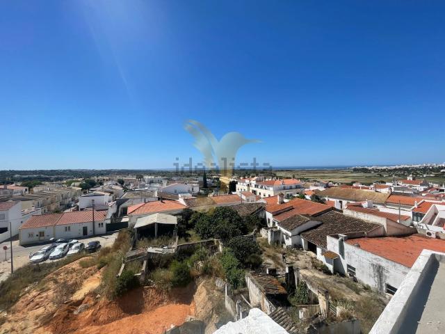 Apartamento, Pêra