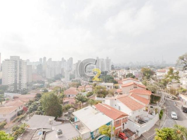 Apartamento à venda em Perdizes com 3 quartos, 1 suíte e 2 vagas de garagem