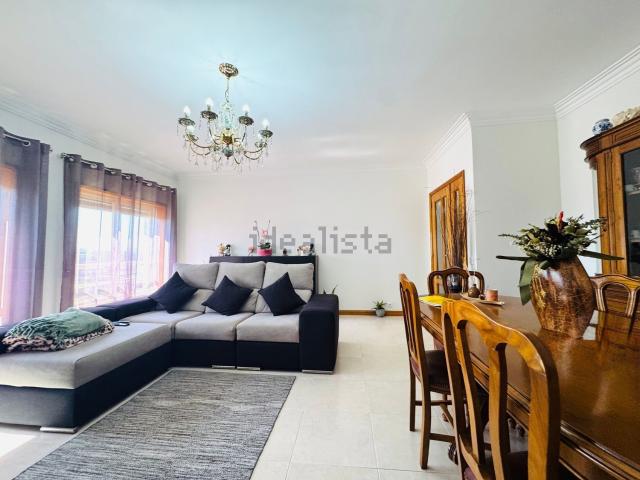 Apartamento, Perosinho