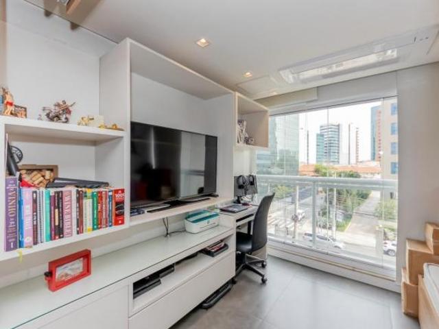 Apartamento Pinheiros 85M², 2 Dorms, 1 Suíte, 2 Vagas Demarcadas, Armários, Piscina, Churrasqueira