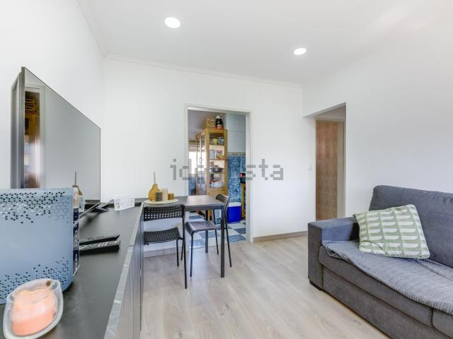 Apartamento, Pontinha e Famões