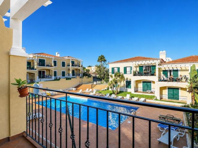 Apartamento, Porches