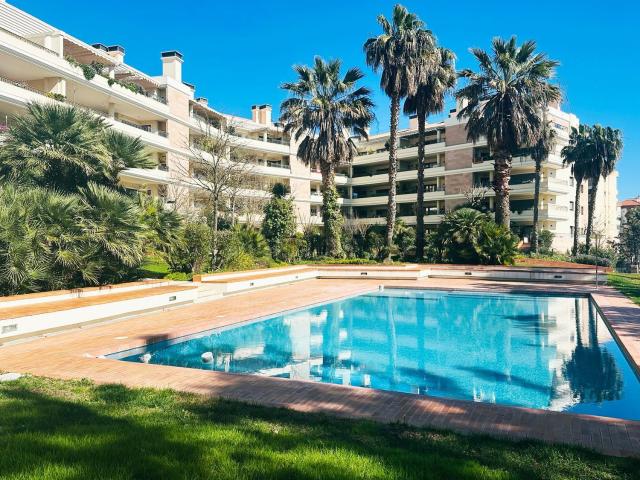 Apartamento, Póvoa de Santa Iria e Forte da Casa