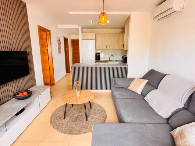 Apartamento Planta Baja 3 Dormitorios en Naranjos 8, Condado de Alhama Golf Resort – Oportunidad Única