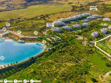 Apartamento planta baja de 2 dormitorios y 2 baños con amplio jardín en Alcazaba Lagoon, Casares