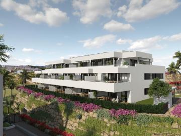 Apartamento planta baja de 3 dormitorios y 2 baños con jardín y Vistas al Mar. Casares