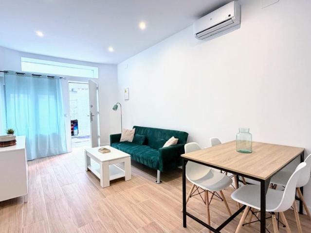 Apartamento planta baja en alquiler en Centro, Torremolinos