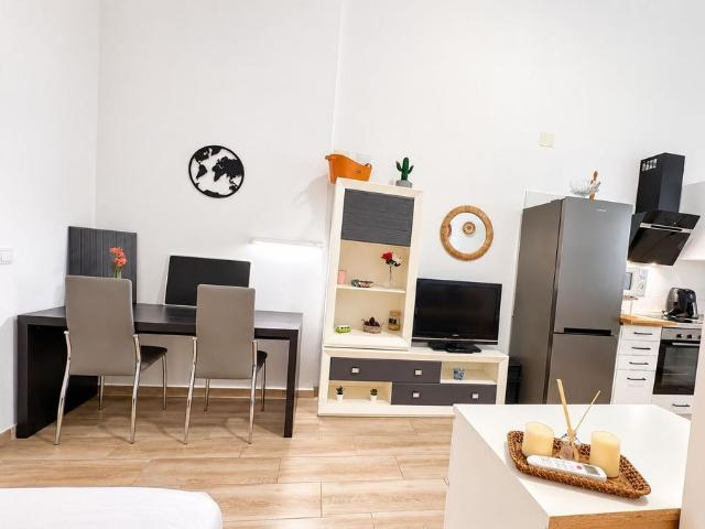 Apartamento planta baja en alquiler en Malaga