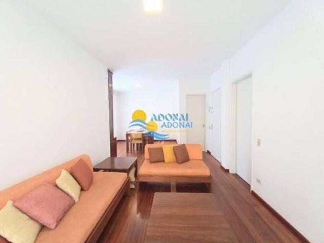 Apartamento próximo à praia com sacada — Pitangueiras — Guarujá