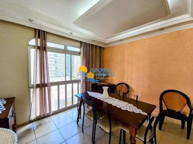 Apartamento próximo à praia com sacada — Pitangueiras — Guarujá