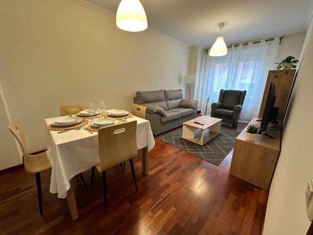 Apartamento próximo al HUCA en Oviedo