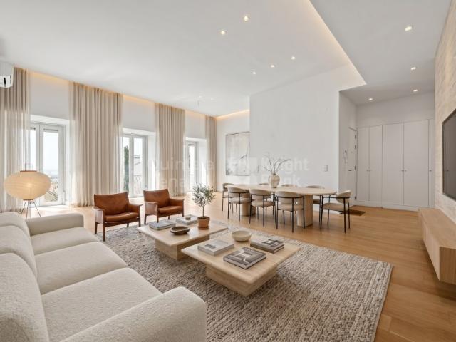 Apartamento T3 com vista rio para venda na Lapa, Lisboa