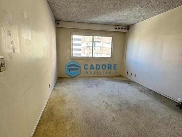 APARTAMENTO QUATRO DORMITÓRIOS NO CENTRO