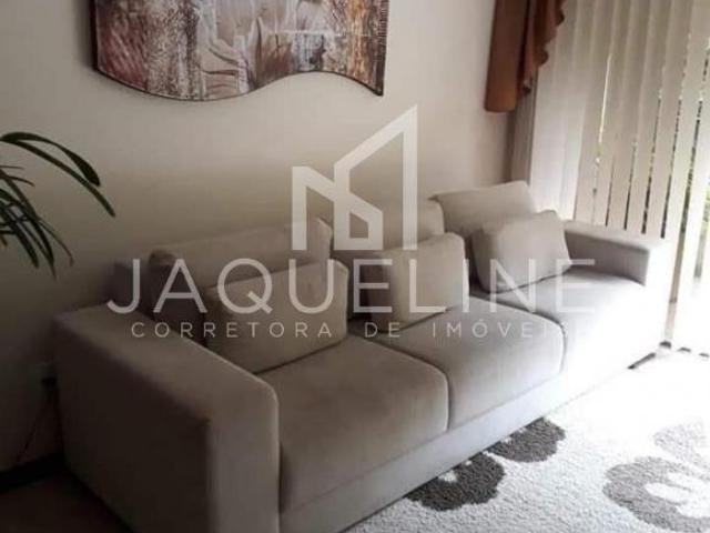 Apartamento que parece casa, 3 quartos 2 suítes andar térreo e 2quartos 1 suíte na Varginha, pe