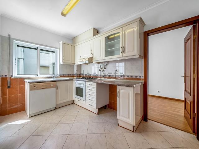 Apartamento, Quelfes