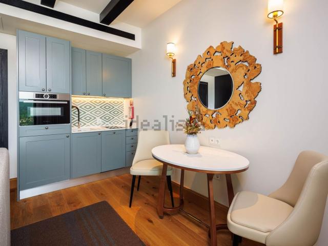 Apartamento, Tôr
