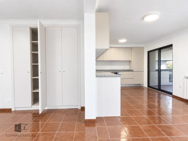 Apartamento renovado T3 com terreno